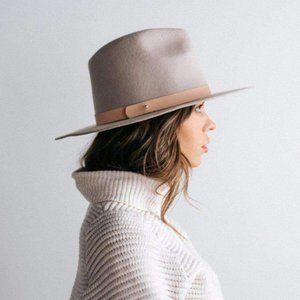 Gigi Pip - Poshmark